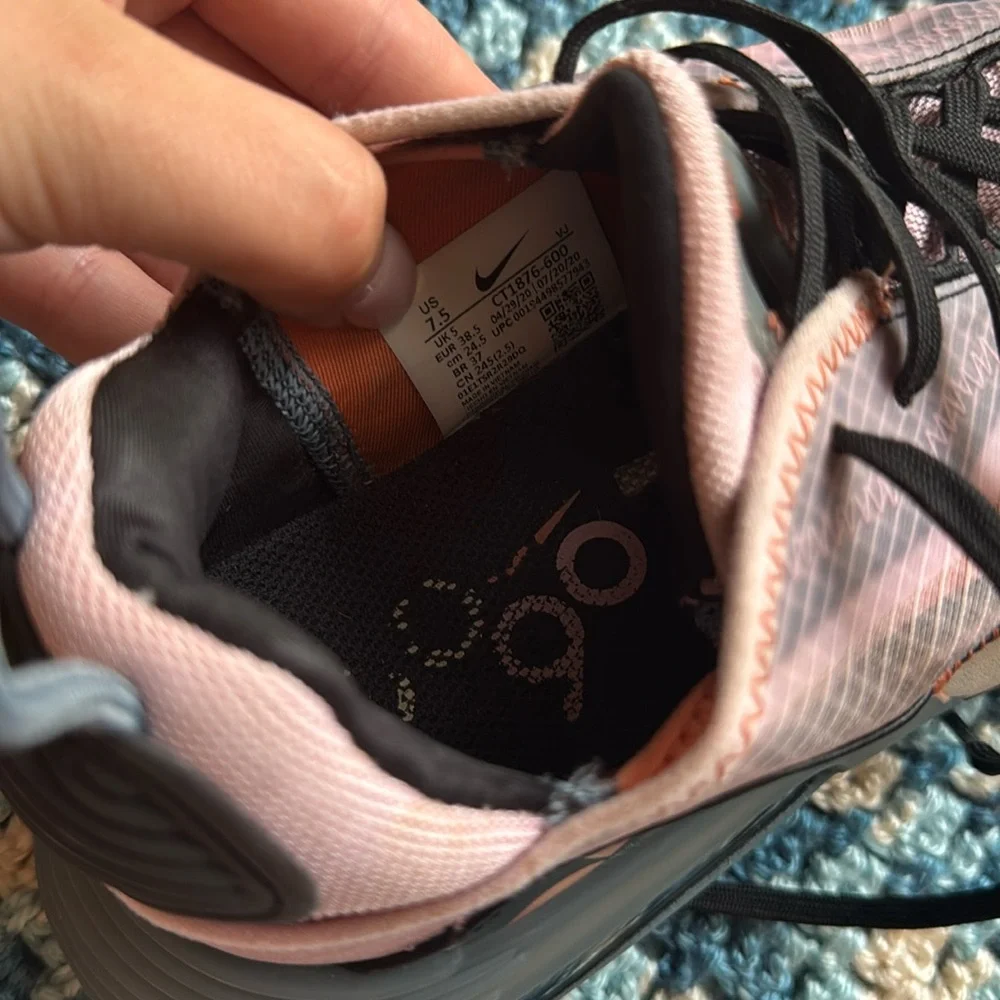 Women’s Nike Air Max 2090 Sneakers - Picture 3 of 8